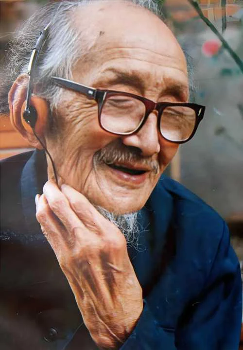 萧龙士老师的照片，单击鼠标查看大图！
